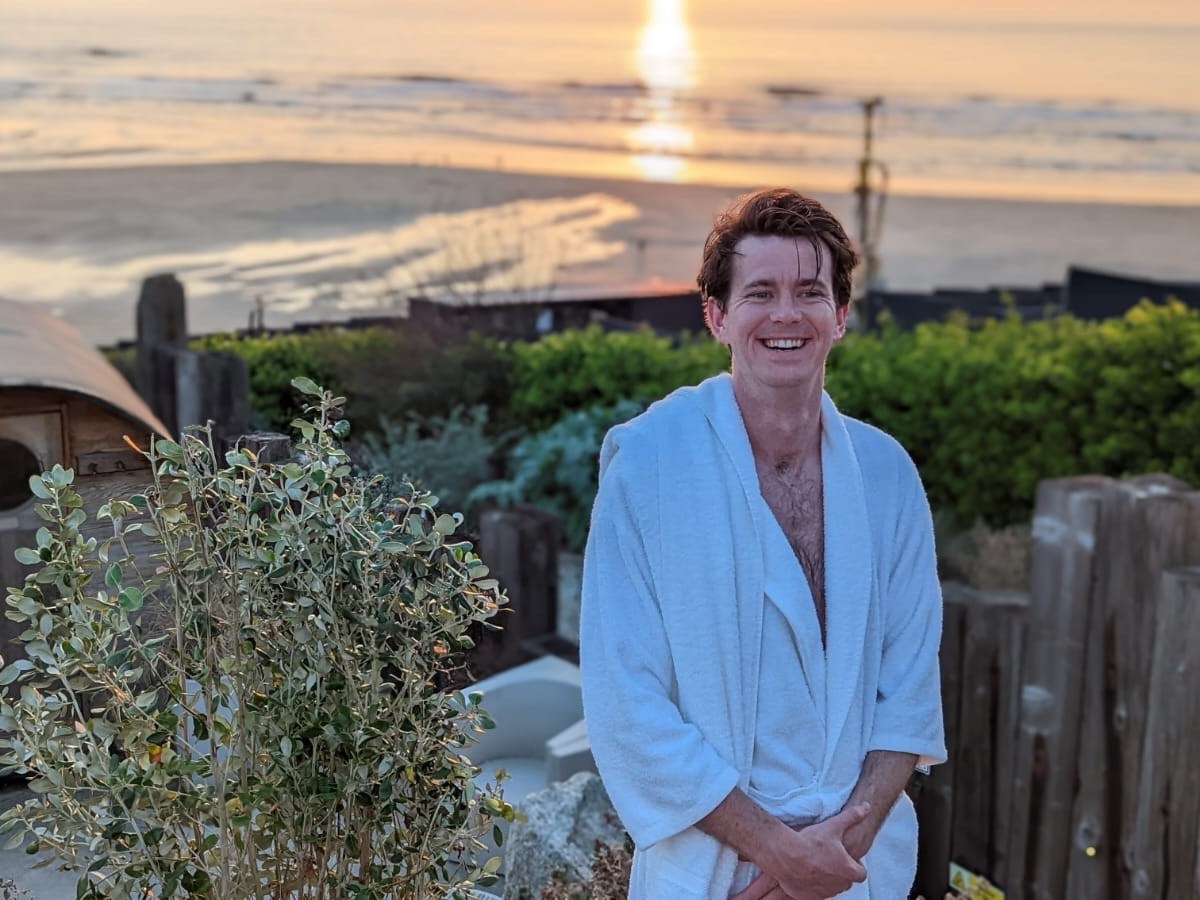 Spas, Beach Saunas & Yoga&nbsp;Studios